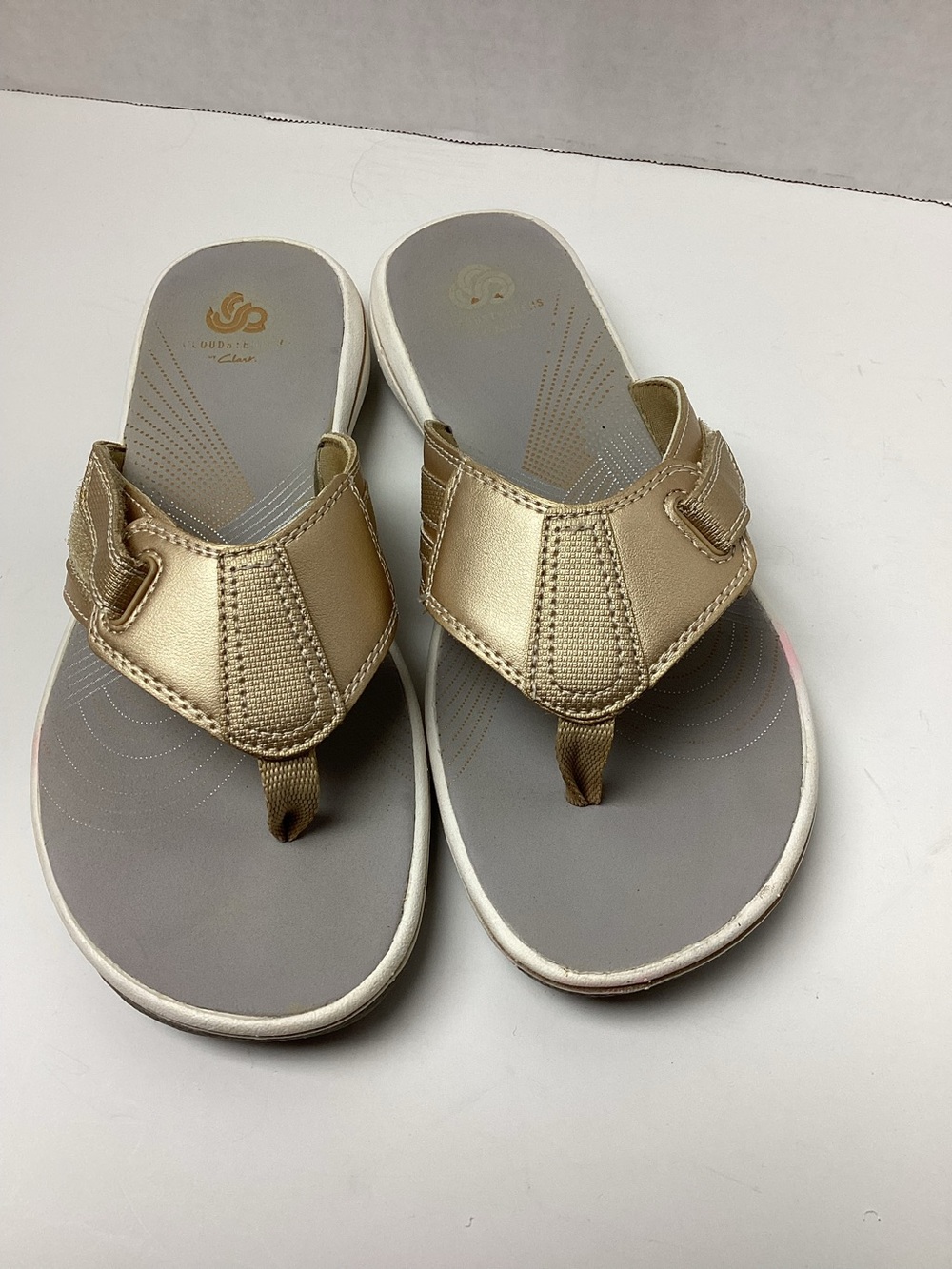 Clarks Cloudsteppers Metallic Gold Comfort flip-flop Sandals for Women